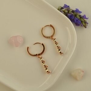 Sacce Scarves&Accessories أقراط متدلية على شكل مسار مائي مرصعة بالأحجار | حلق صغير من حجر الزركون باللون الذهبي الوردي